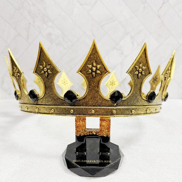 Regal Gold Crown, Royal Renaissance Crown, Medieval Costume, Black Stone Crown - Picture 6 of 9